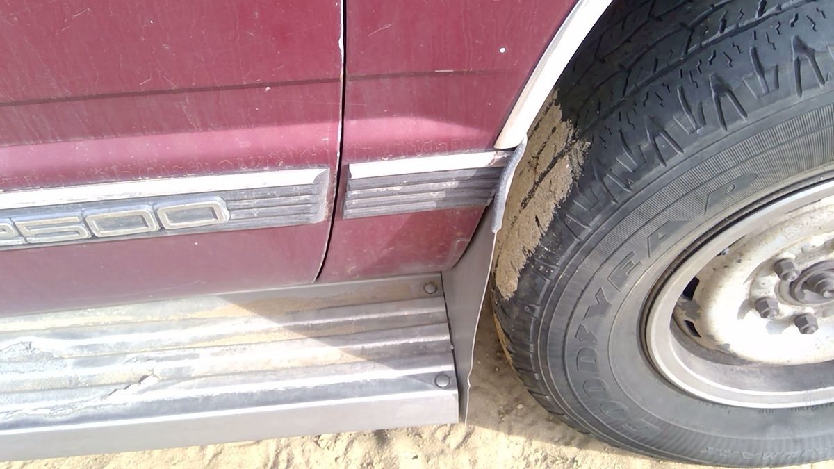 1988-2000 Gmc Sierra 2500 Passenger Right Moulding From Fender Oem Trim Strip