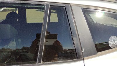 2004-2010 Bmw X3 Driver Left Rear Vent Window Back Door Glass With Frame Oem