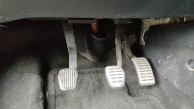 2005 Mazda 3 Complete Clutch And Brake Pedal Assembly Oem