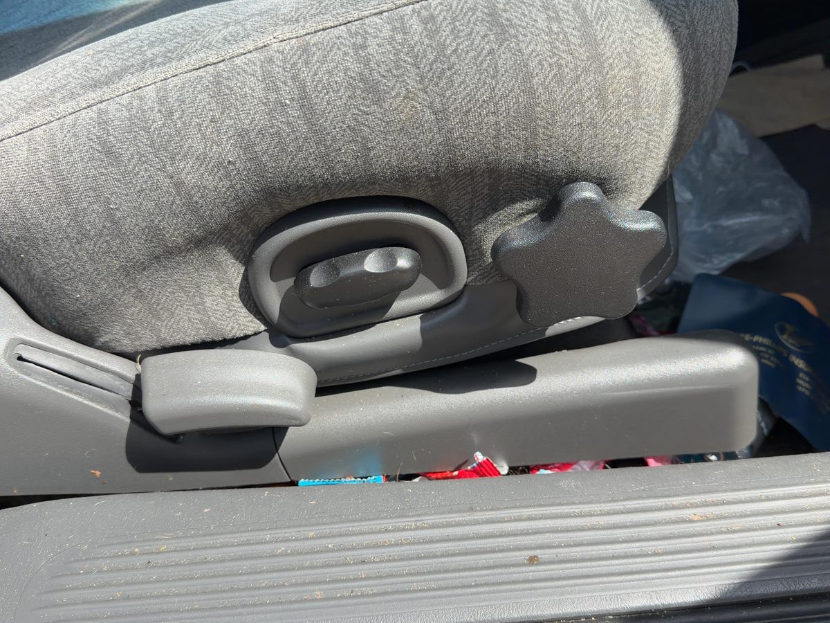 05 Lesabre Passenger Right Side Power Seat Switch With Trim Panel Oem Gray 93C