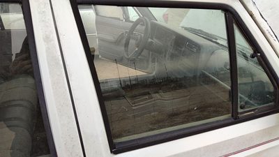 1984-1996 Jeep Cherokee Passenger Right Front Side Window Door Glass Oem