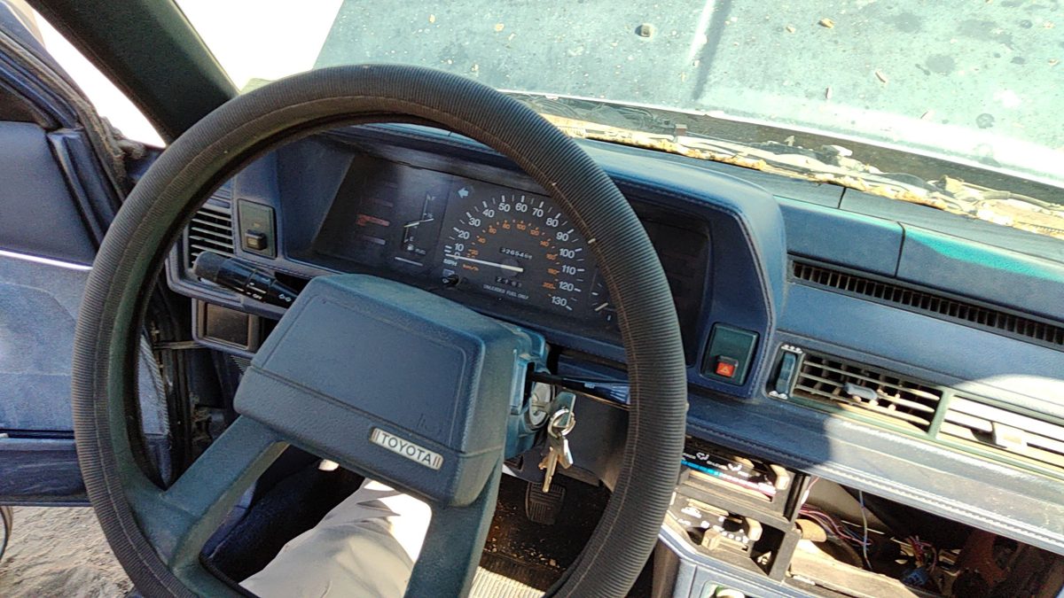 1984-1986 Toyota Camry Steering Wheel Oem Blue