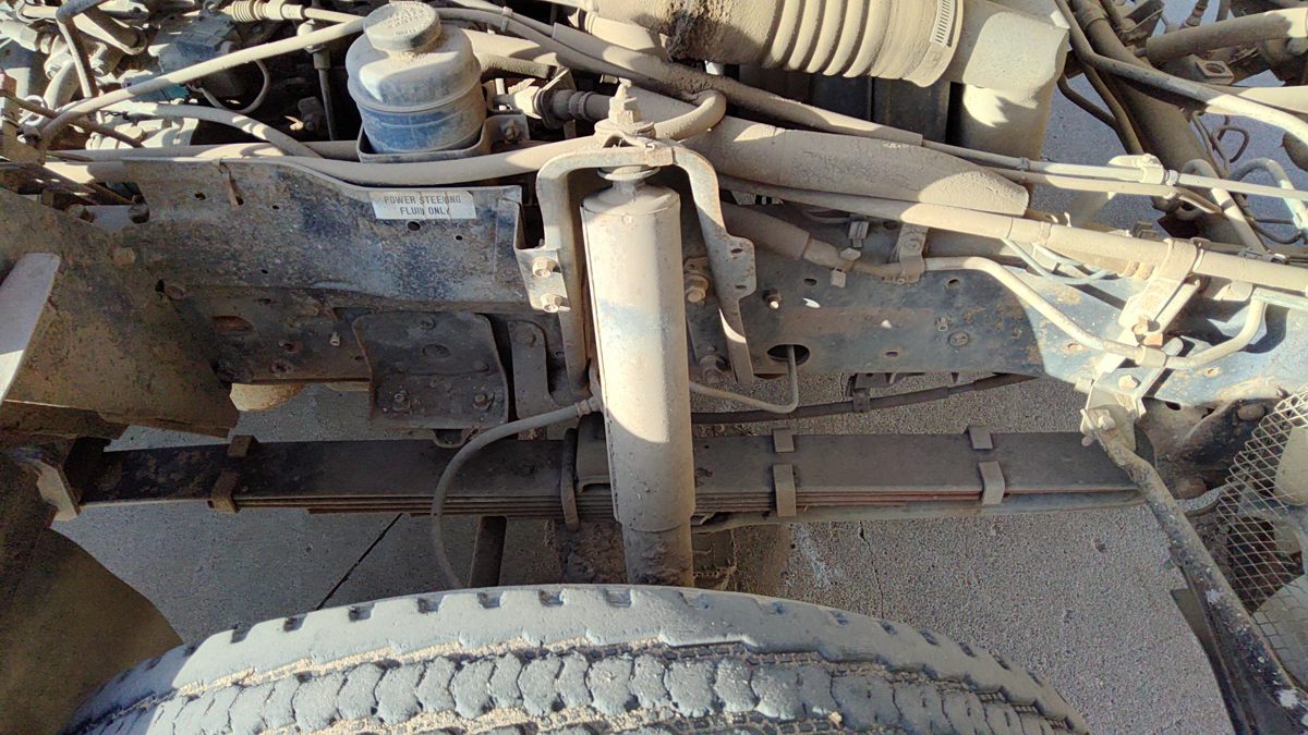 1996 Isuzu Npr Passenger Right Upper Shock Mount Brace Bracket Oem 4Bd2 3.9L