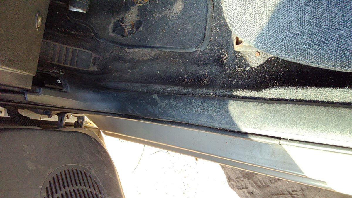 2003 Chevy Cavalier Driver Left Lower Kick Trim Panel Oem Gray 12c