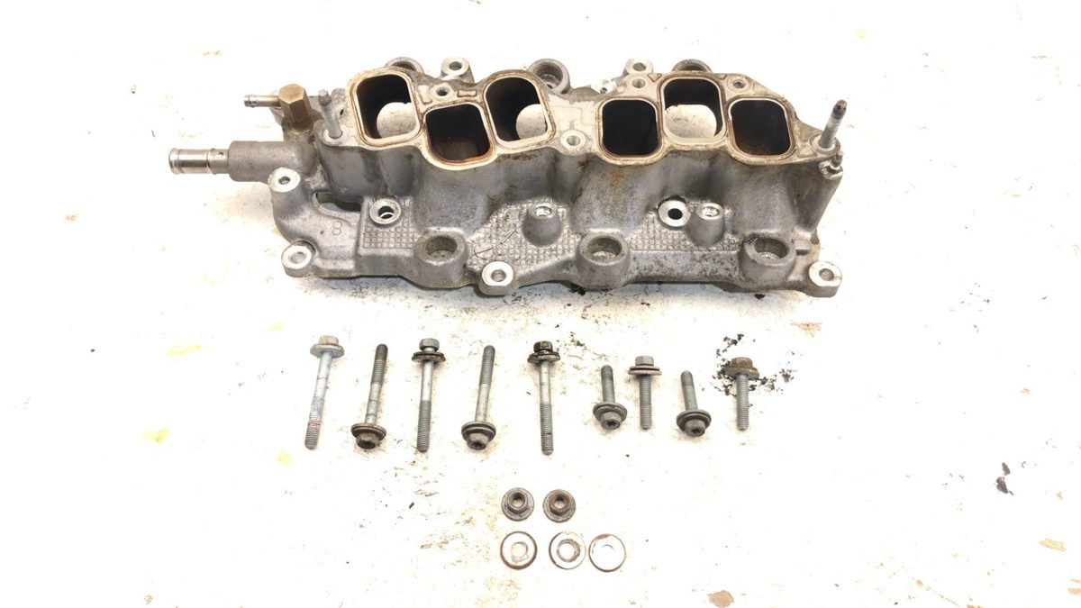 2004-2010 Toyota Highlander Lower Intake Manifold Bolts Hardware Oem 1710120070