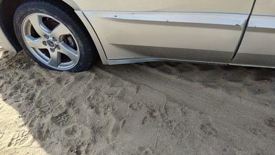 00-05 Bonneville Passenger Right Rear Lower Rocker Panel Moulding Side Skirt
