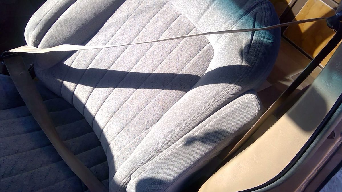1995 Chevy Astro Driver Left Front Seat Belt Retractor Oem Shoulder Tan