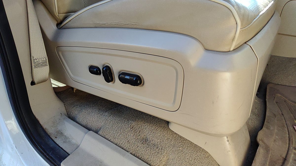 08 Lincoln Navigator Passenger Right Side Power Seat Switch With Trim Panel Tan