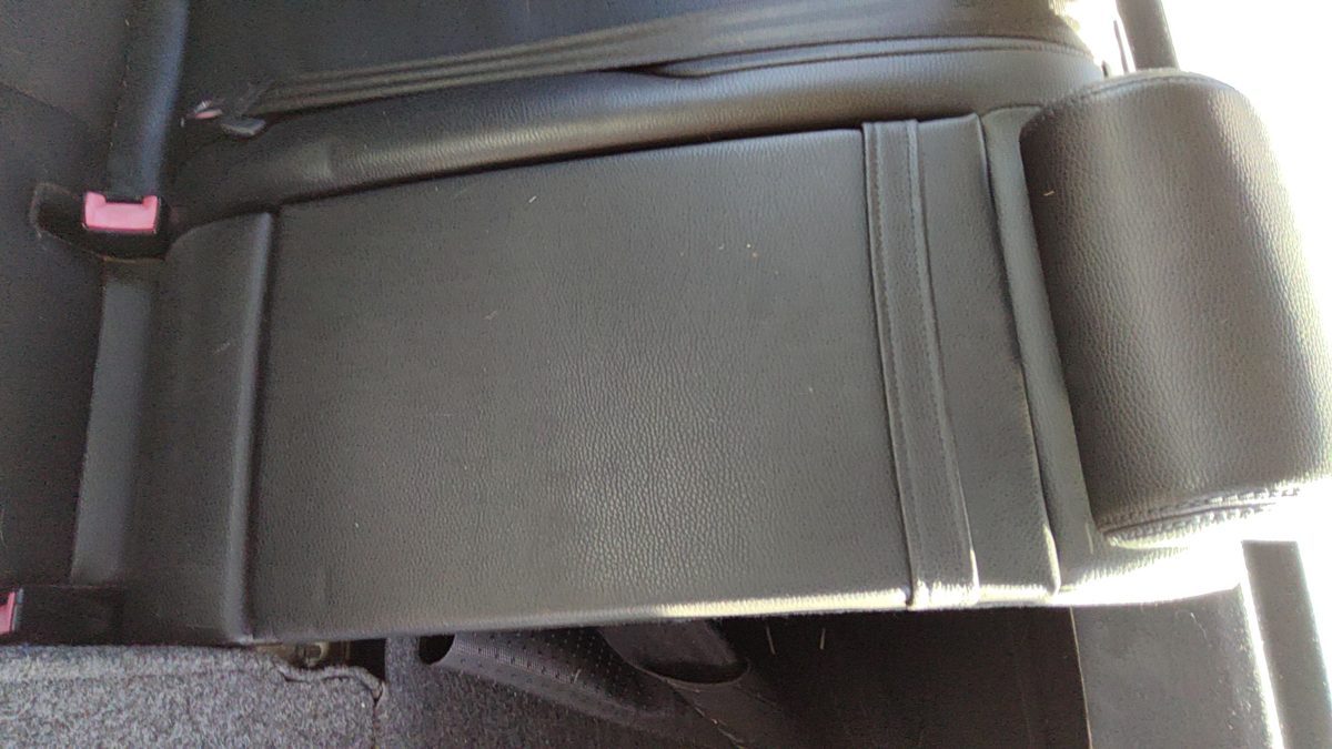 2006-2010 Vw Passat Center Rear Console Lid Only Oem Arm Rest Fold Down Qq Black