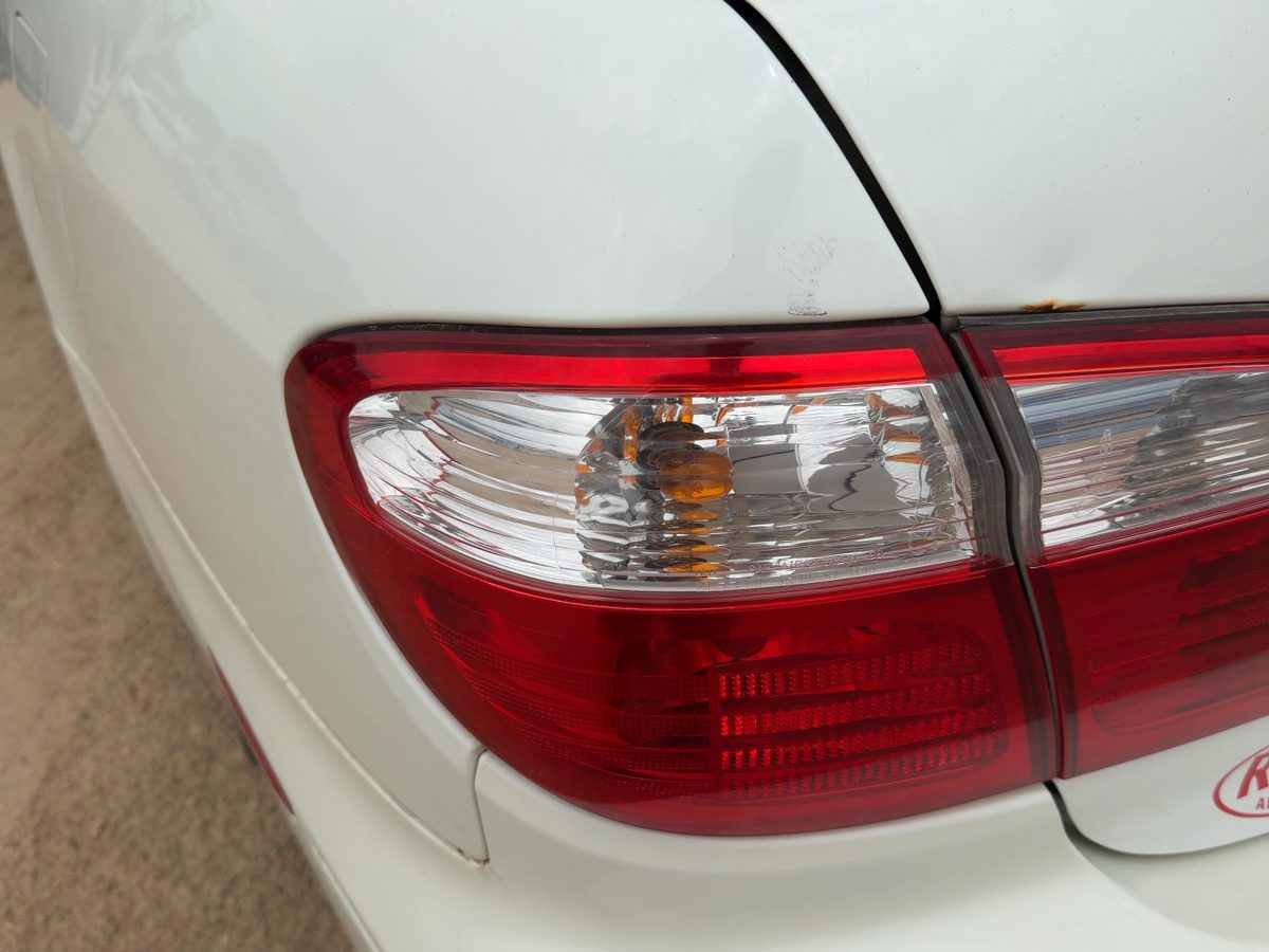2000-2001 Infiniti I30 Driver Left Outer Tail Light Brake Lamp Oem Rear