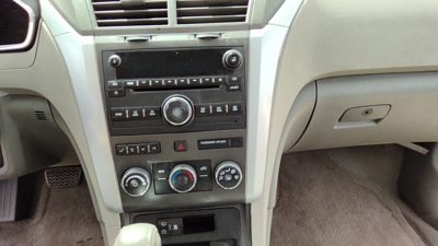 2010 Chevy Traverse Trim Bezel Around Radio Surround Dash Panel Oem