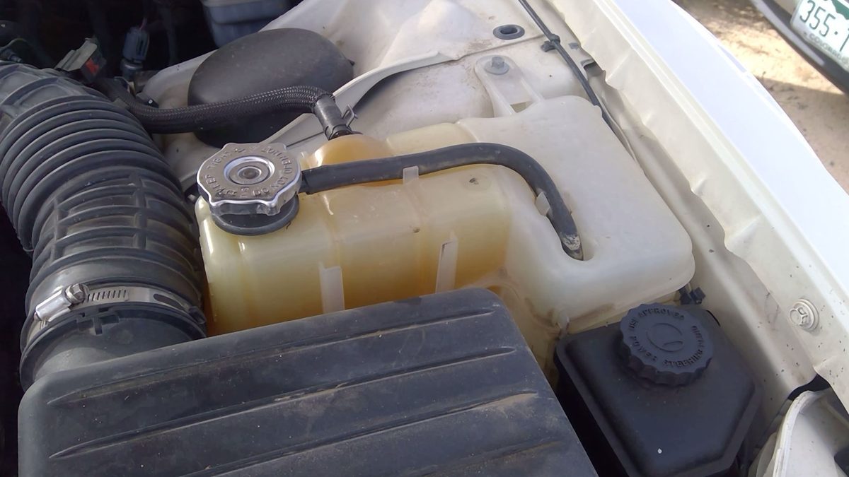 2006-2010 Chrysler 300 Coolant Reservoir Radiator Overflow Tank Bottle Oem