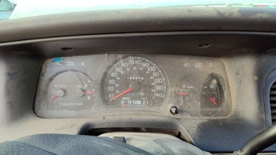 2003-2005 Ford Crown Vic Speedometer Cluster Instrument Gauges Panel Oem Dash