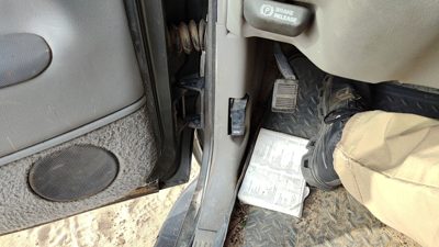 1999 Chevy Suburban Driver Left Lower Kick Trim Panel Oem Gray 132