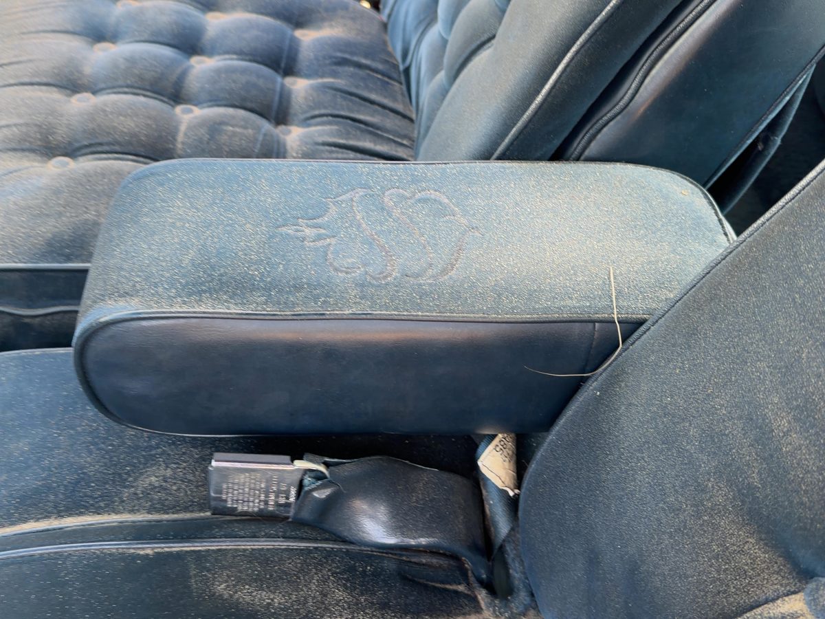 1986 Oldsmobile 98 Driver Left Front Arm Rest Side Seat Oem Blue