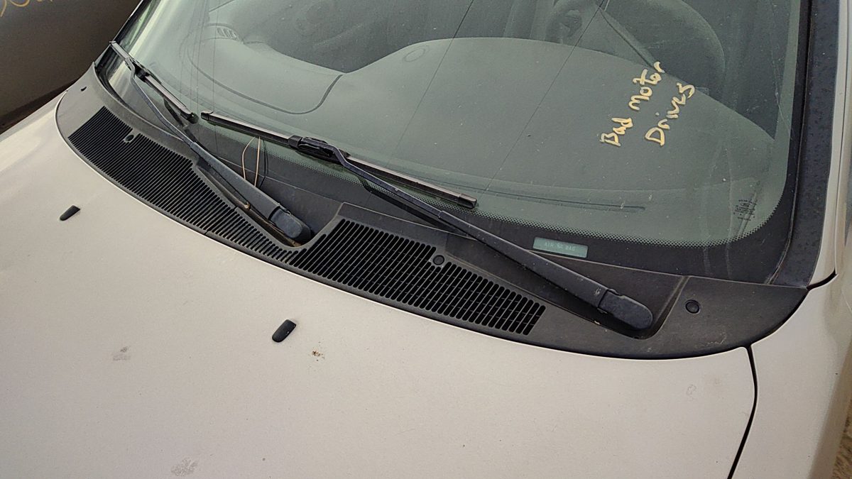 1997 Ford Contour Windshield Wiper Cowl Vent Trim Panel Oem Cover