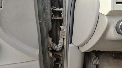 2010 Chevy Traverse Front Door Hinge