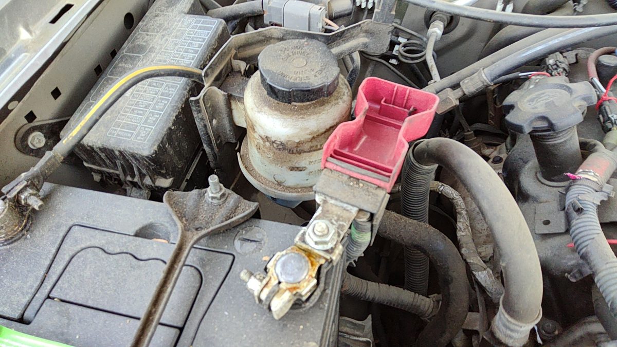 2000-2004 Nissan Xterra Power Steering Fluid Remote Reservoir Tank Oem 3.3L