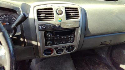 2004-2012 Gmc Canyon Trim Bezel Around Radio Surround Dash Panel Oem 15891818