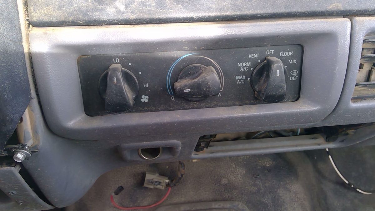 1996 Ford Pickup F450 Heater A/c Control