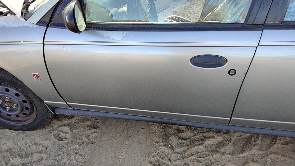 1997 Saturn S Series Front Door