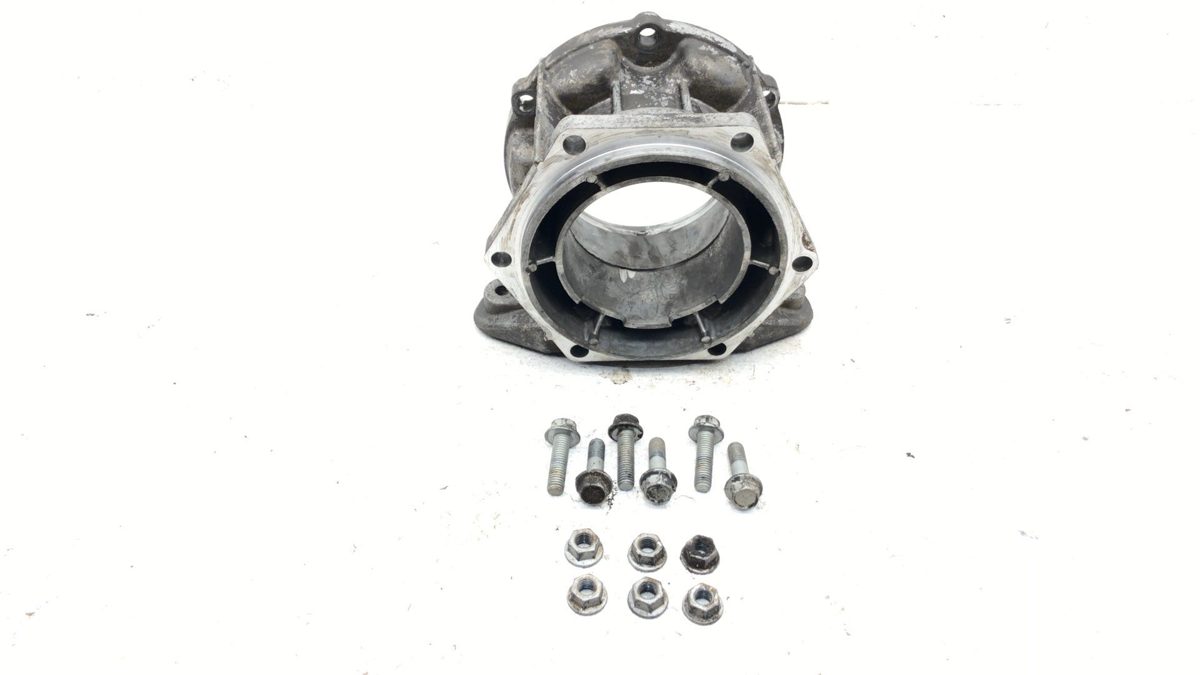 2004 Silverado 1500 Transfer Case Adapter Oem 15724744-Ydc-5 15724744