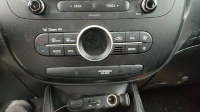 2017-2019 Kia Soul Temperature Control Module In Dash Heater Ac Head Unit Oem