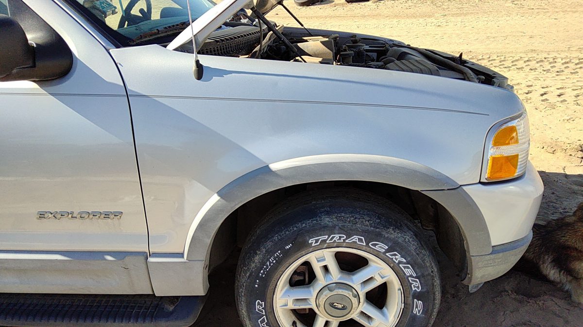 2002 Ford Explorer Fender