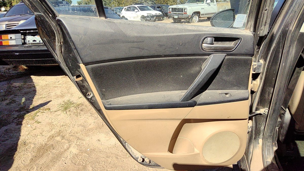 2010 11 Mazda 3 Driver Left Rear Door Trim Panel With Switches Back Bt2 Dune Tan