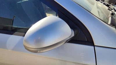2006-2010 Vw Passat Passenger Right Side Mirror Door Mounted 8E8e Reflex Silver