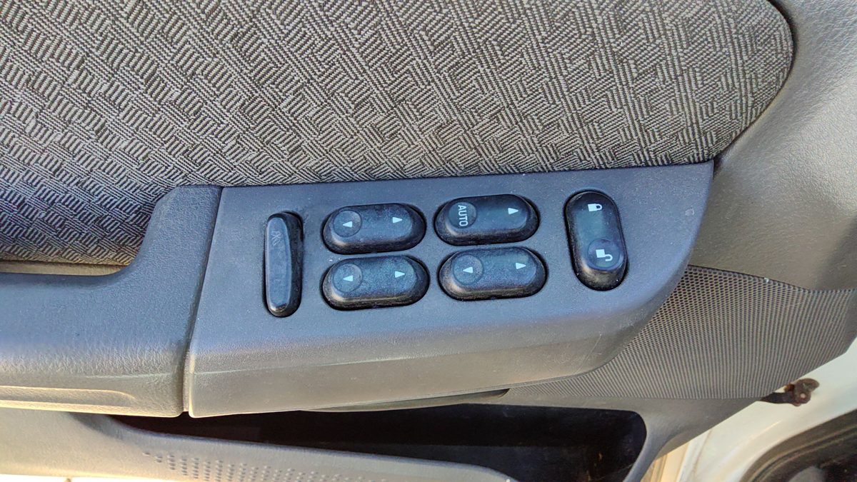 2005 Ford Explorer Door Switch Front