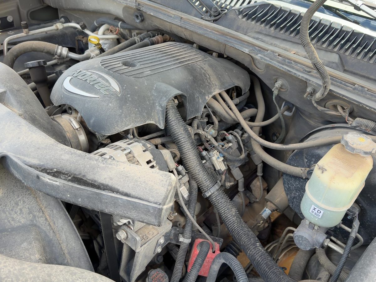 2001 Suburban 1500 Engine Assembly/motor