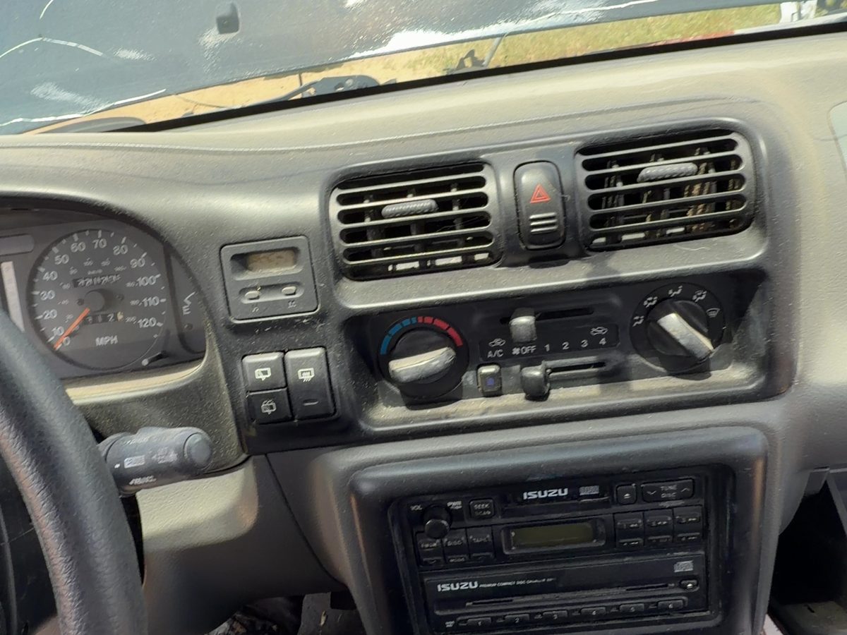 1998-2002 Isuzu Rodeo Trim Bezel Around Speedometer Oem Dash Surround Panel