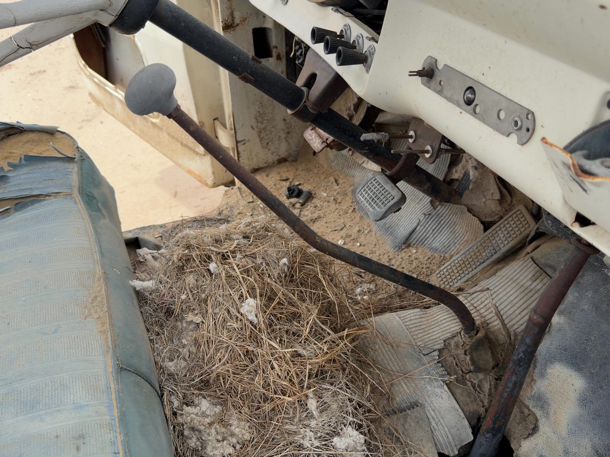 1968 Ford Pickup F350 Floor Shifter