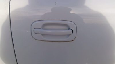 2000-2006 Chevy Suburban Passenger Right Rear Outside Door Handle Back White 50U
