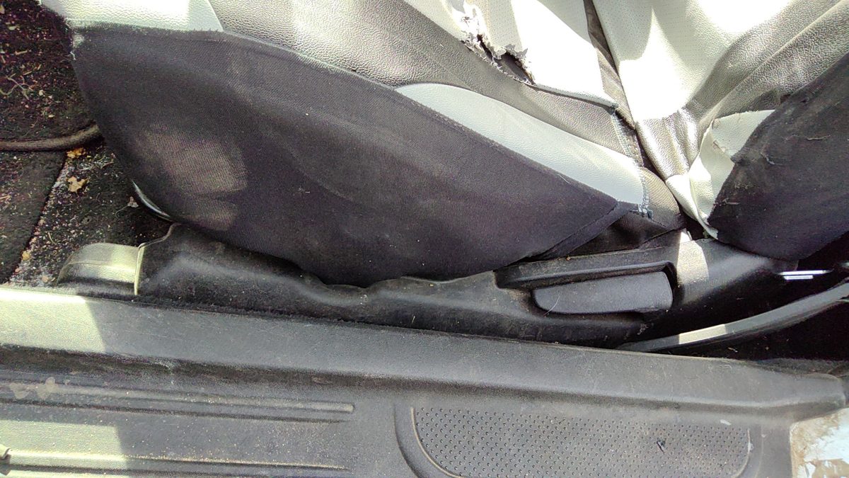 2004 Mitsubishi Eclipse Driver Left Side Seat Trim Panel Oem Black