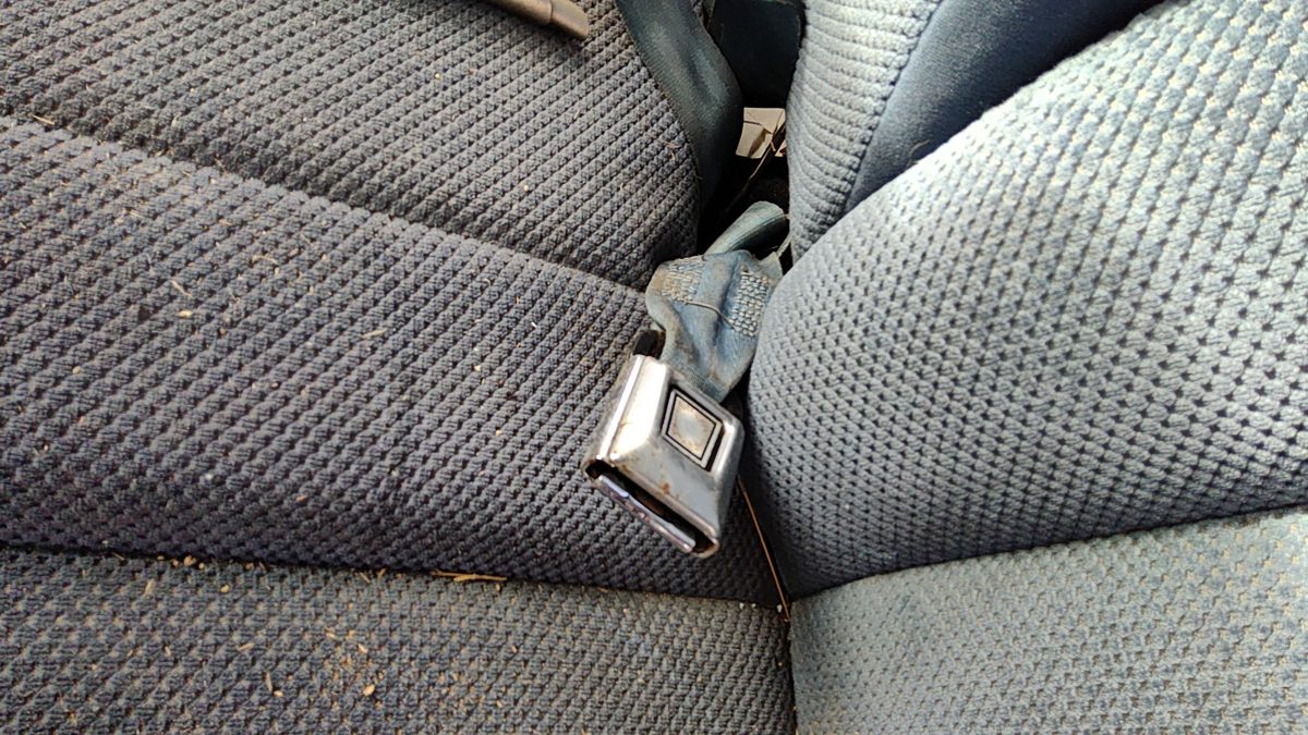 1983-1988 Ford Ranger Driver Left Front Seat Belt Buckle Receiver Oem Blue