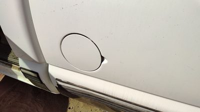 99-07 Silverado 1500 Fuel Tank Door With Hinge Gas Lid Oem Filler White 50U