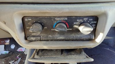 1997-1999 Buick Century Temperature Control Module In Dash Heater Ac Head Unit