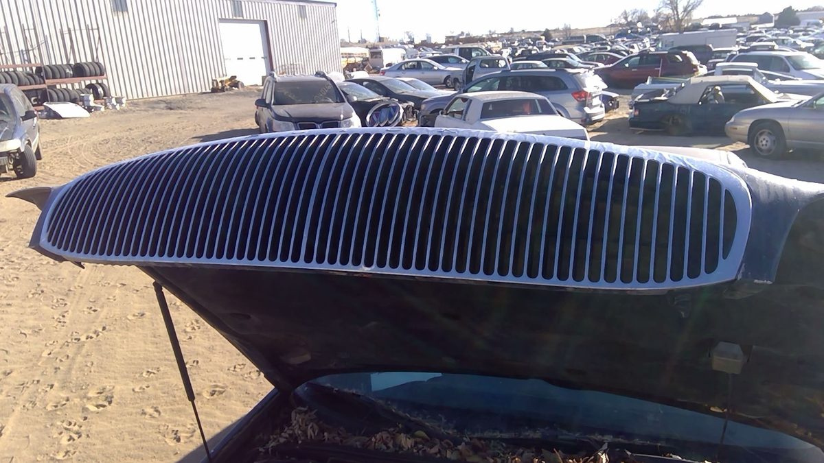 1997-2005 Buick Park Ave Front Grille Oem Chrome 25762116