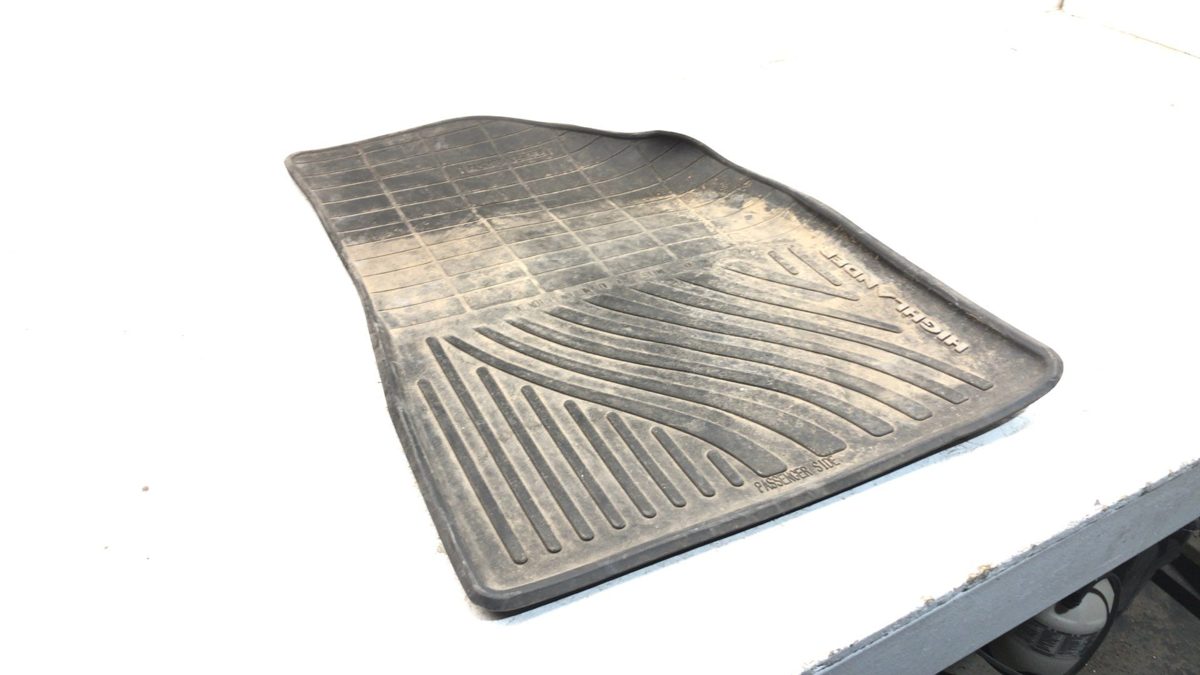 2012 Toyota Highlander Passenger Right Front Floor Mat Oem Rubber Factory