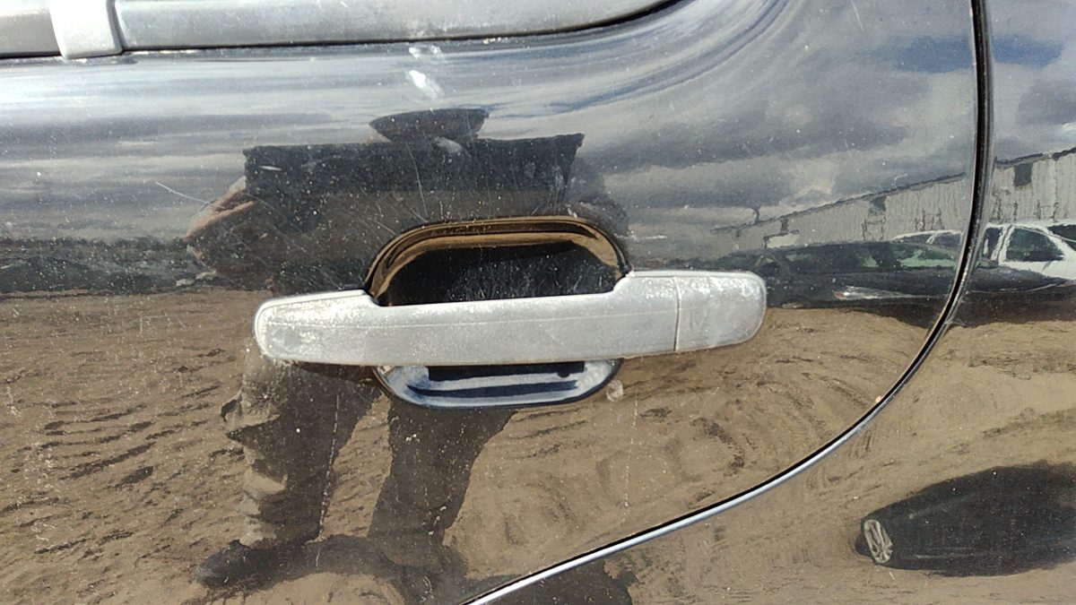 1998-2005 Mercedes Ml320 Driver Left Rear Outside Door Handle Oem Back