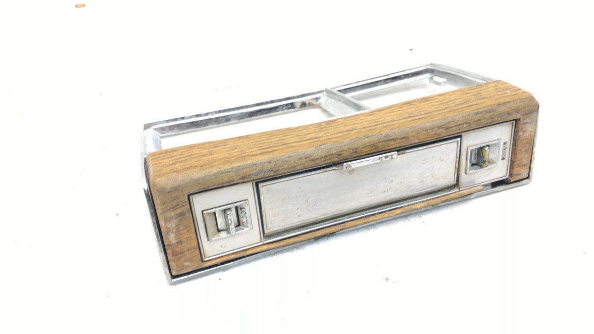 1984 Cadillac Deville Passener Right Front Door Window And Lock Switch With Trim