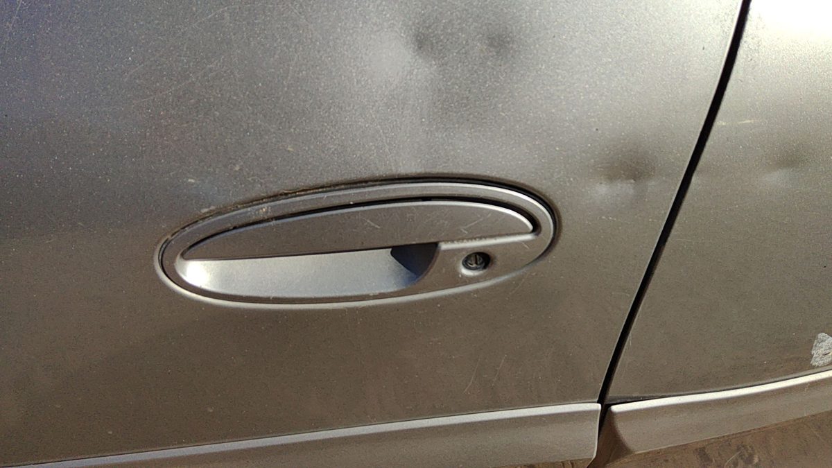 2000-2005 Pontiac Bonneville Driver Left Front Outside Door Handle Silver 67U