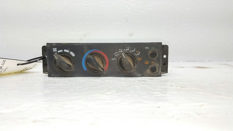 1997-1999 Chevy Cavalier Temperature Control Ac With Rear Defrost 16242871