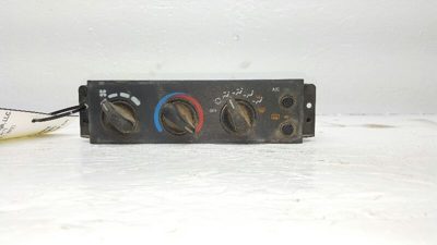 1997-1999 Chevy Cavalier Temperature Control Ac With Rear Defrost 16242871
