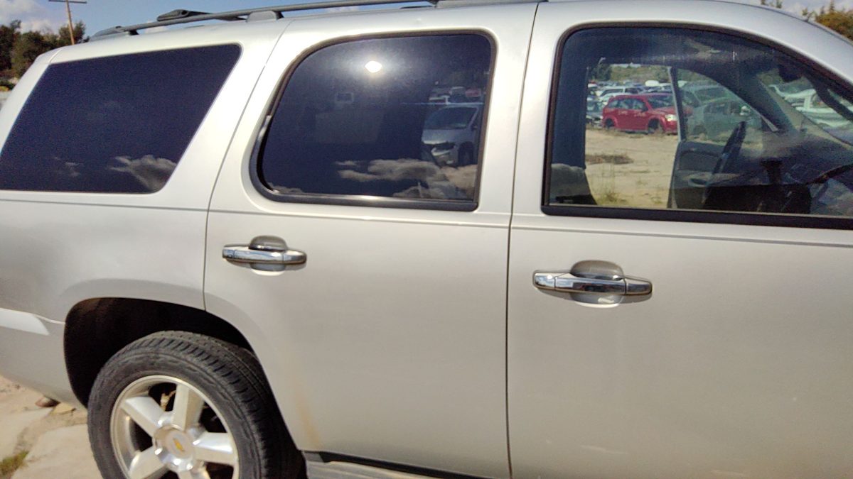 2010 Chevy Tahoe Rear Door