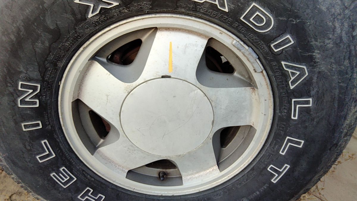 1992-1999 Chevy Suburban 16 Aluminum Wheel Oem Factory Rim 4X4 #1 12360532