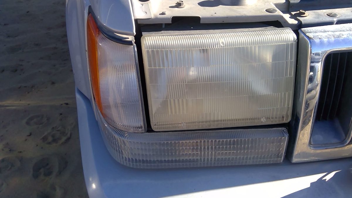 93-95 Jeep Grand Cherokee Passenger Right Head Light Front Lamp With Turn Signal