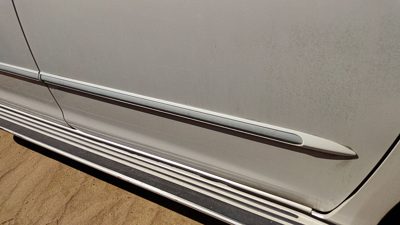 04-05 Sienna Passenger Right Front Moulding From Door Oem Trim Strip White 071